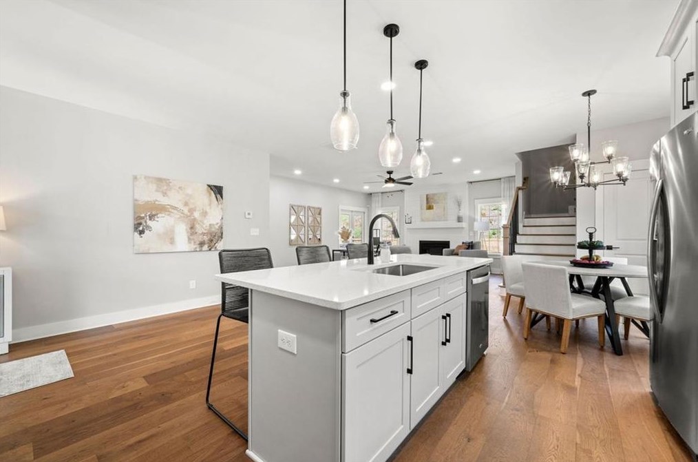 2448 Ml Bnd, Decatur GA 30034-1107 exterior