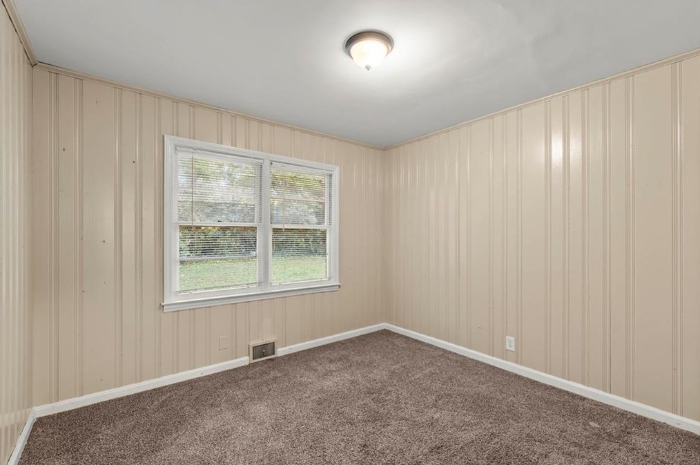 1403 Ruth Pl, Decatur GA  30035-1130 exterior