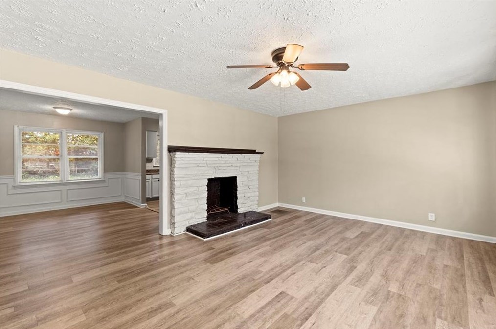 1403 Ruth Pl, Decatur GA  30035-1130 exterior