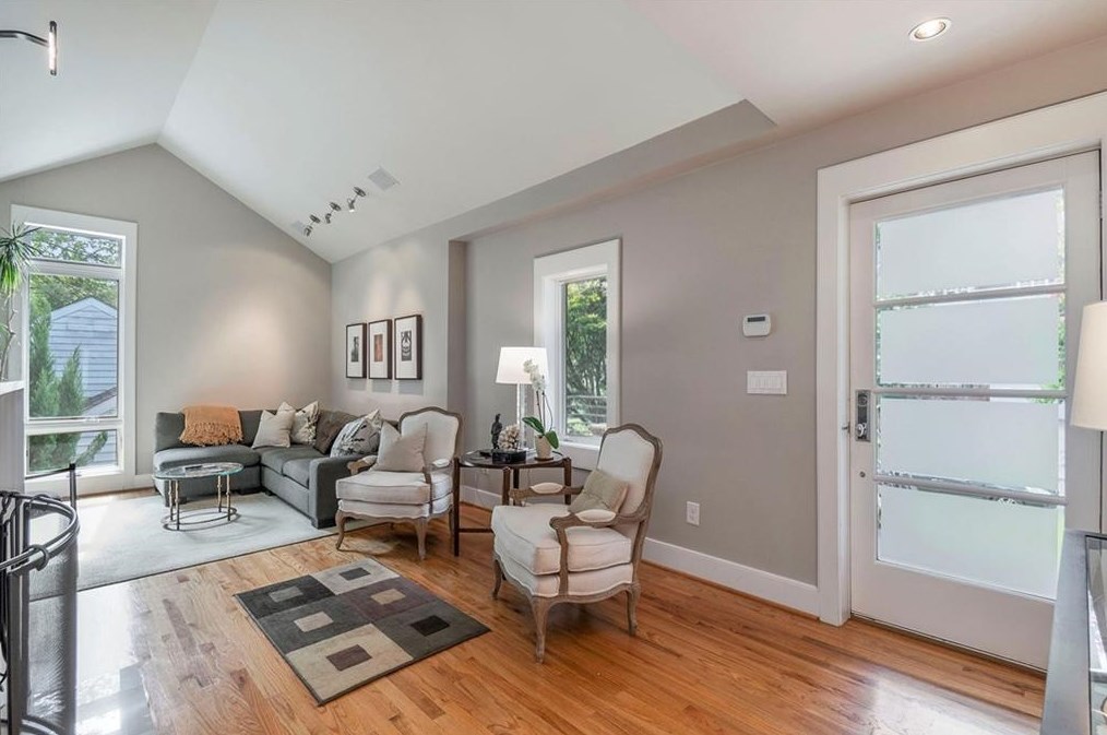 475 Hascall Rd, Atlanta GA  30309-2225 exterior
