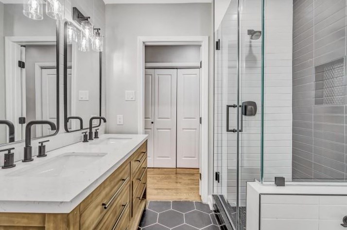 1556 Overland Ter, Atlanta GA  30317-2313 exterior