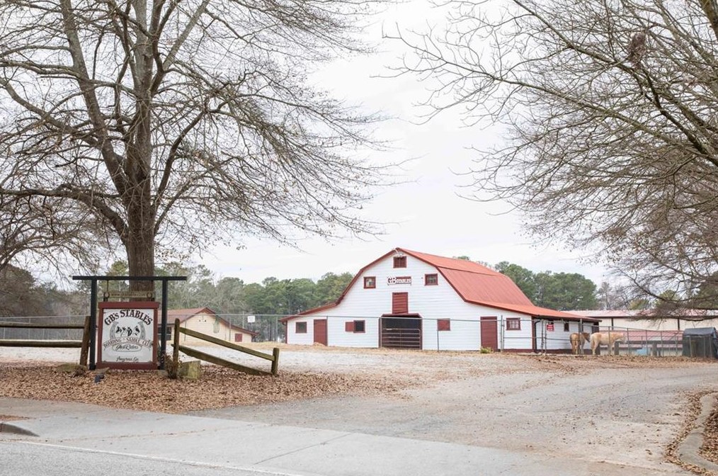 591 Lee Ann Dr, Smyrna GA  30082-3528 exterior