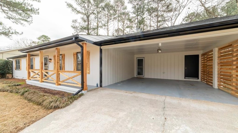 591 Lee Ann Dr, Smyrna GA  30082-3528 exterior