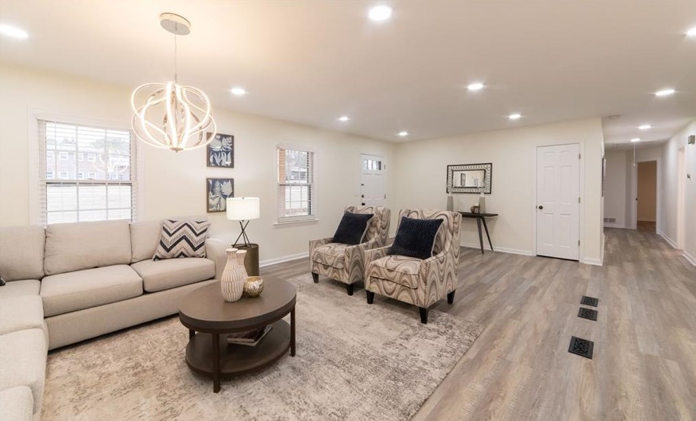 591 Lee Ann Dr, Smyrna GA  30082-3528 exterior