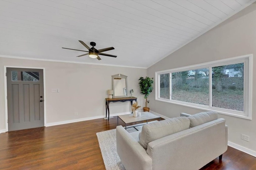 3126 Flamingo Dr, Decatur GA  30033-3931 exterior