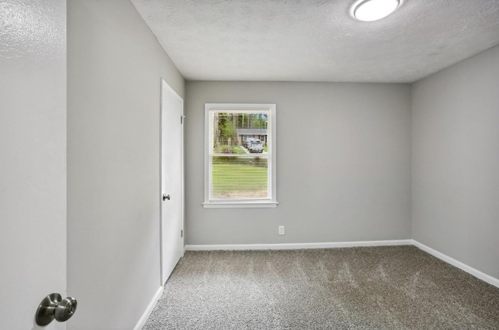 53 Mona Pl, Dallas GA 30132-8300 exterior