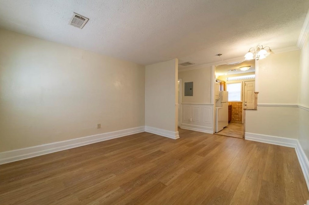 560 Winton Ter, Atlanta GA  30308-2827 exterior