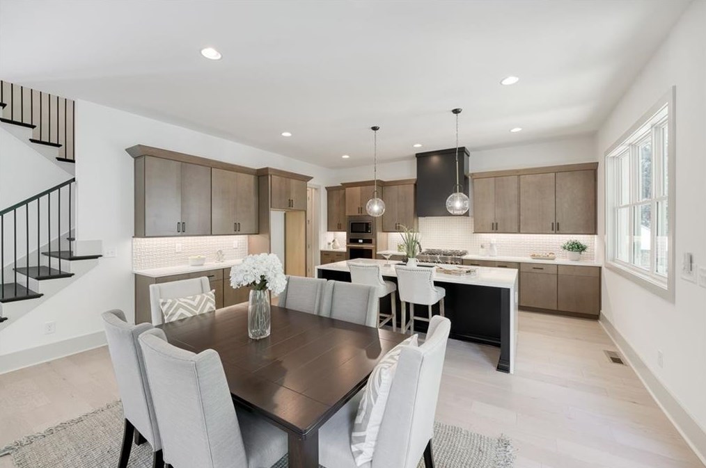 772 Scott Cir, Decatur GA  30033-4726 exterior