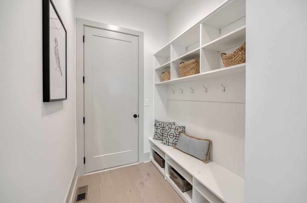 772 Scott Cir, Decatur GA  30033-4726 exterior