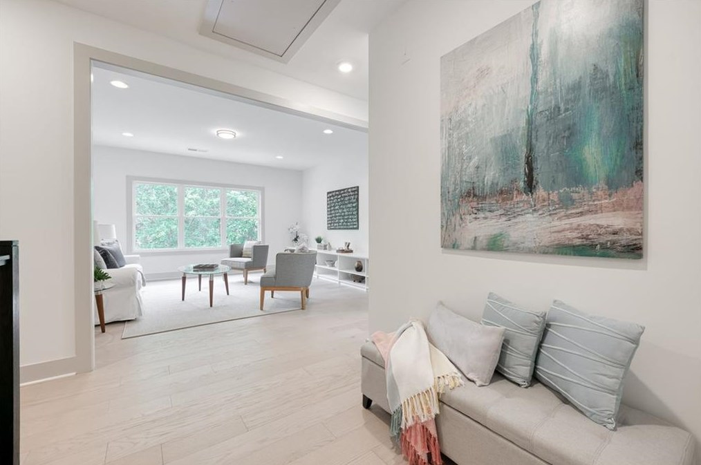 772 Scott Cir, Decatur GA  30033-4726 exterior