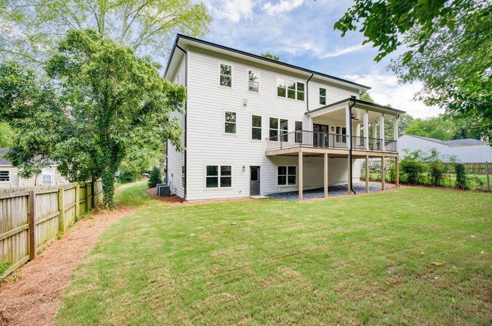 772 Scott Cir, Decatur GA  30033-4726 exterior