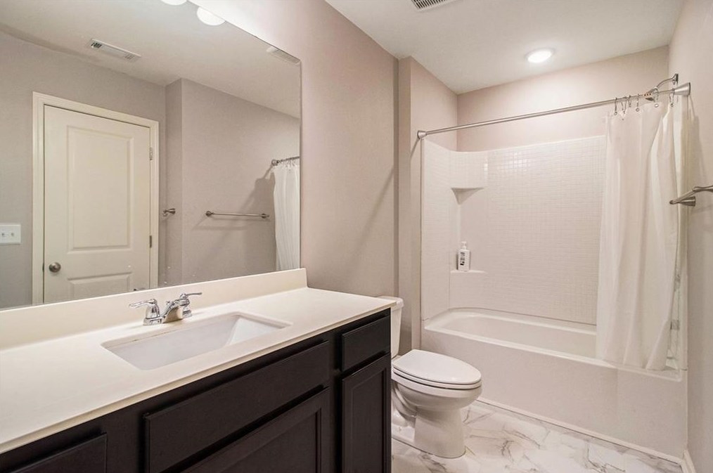 3147 Tarian Way, Decatur GA  30034 exterior