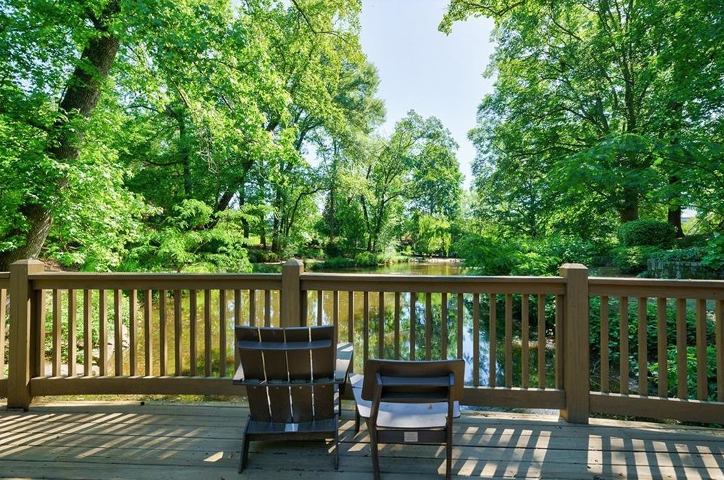 380 Hascall Rd, Atlanta GA  30309-2224 exterior