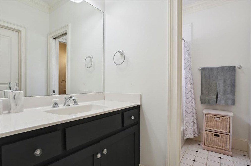 1978 Timberwood Trce, Decatur GA  30032-5277 exterior