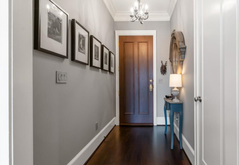 77 Peachtree Pl, Atlanta GA  30309-3956 exterior