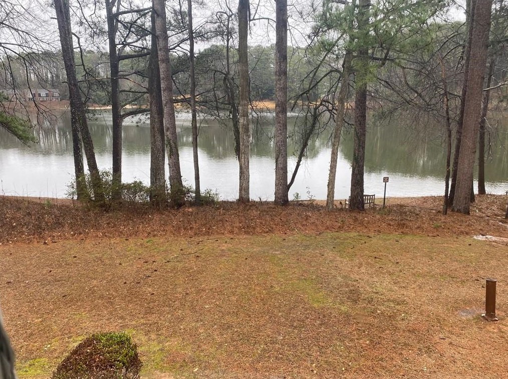 2415 Northlake Ct, Atlanta GA  30345-2225 exterior