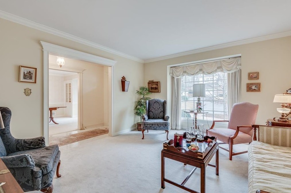 1816 Bedfordshire Dr, Decatur GA  30033-1406 exterior