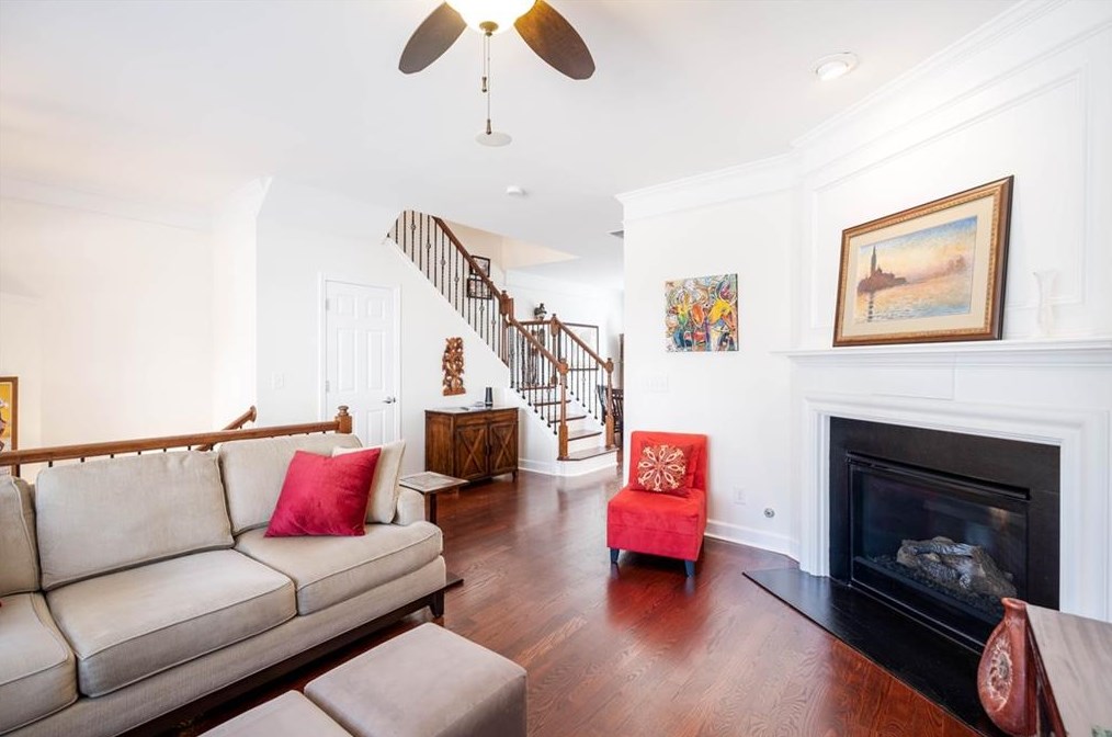 2200 Weldonberry Dr, Atlanta GA  30319-5734 exterior