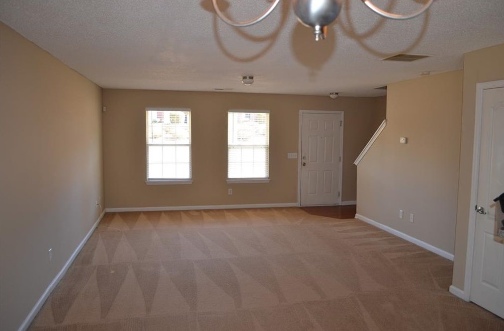 3543 Parc Cir, Atlanta GA  30311-5228 exterior