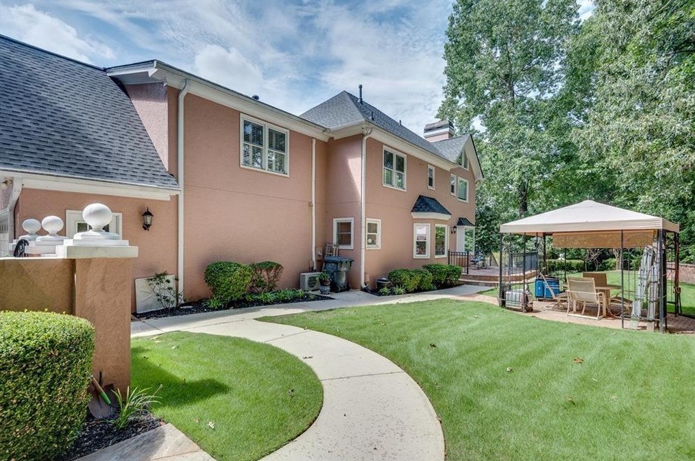 1281 Lake Washington Dr, Lawrenceville GA  30043-4173 exterior