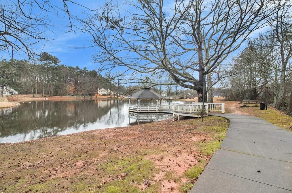 2922 Da Vinci Blvd, Decatur GA 30034-3119 exterior