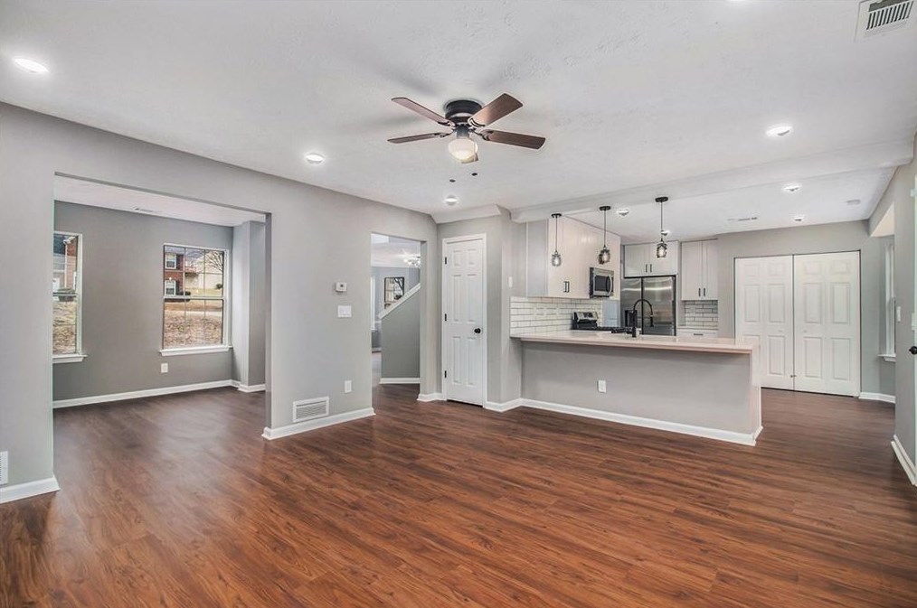 2922 Da Vinci Blvd, Decatur GA 30034-3119 exterior