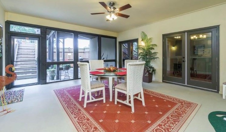 2584 Highland Ave, Smyrna GA  30080-2143 exterior