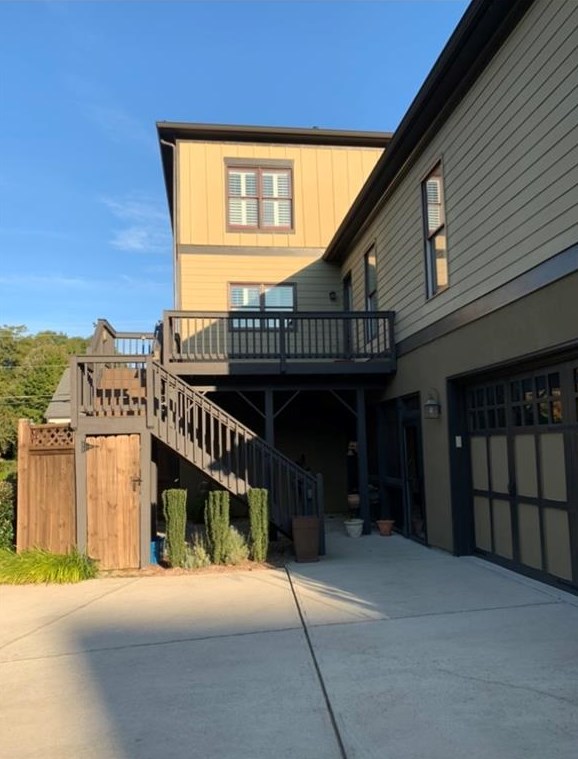 2584 Highland Ave, Smyrna GA  30080-2143 exterior