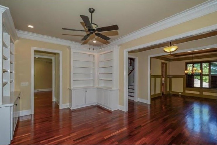 2584 Highland Ave, Smyrna GA  30080-2143 exterior