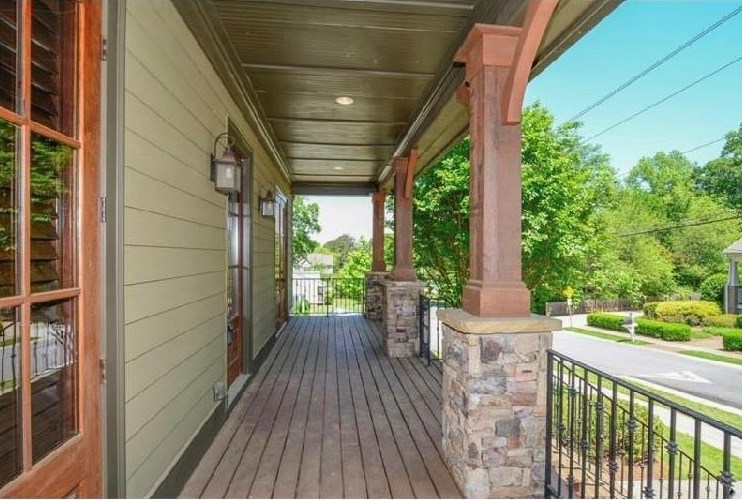 2584 Highland Ave, Smyrna GA  30080-2143 exterior