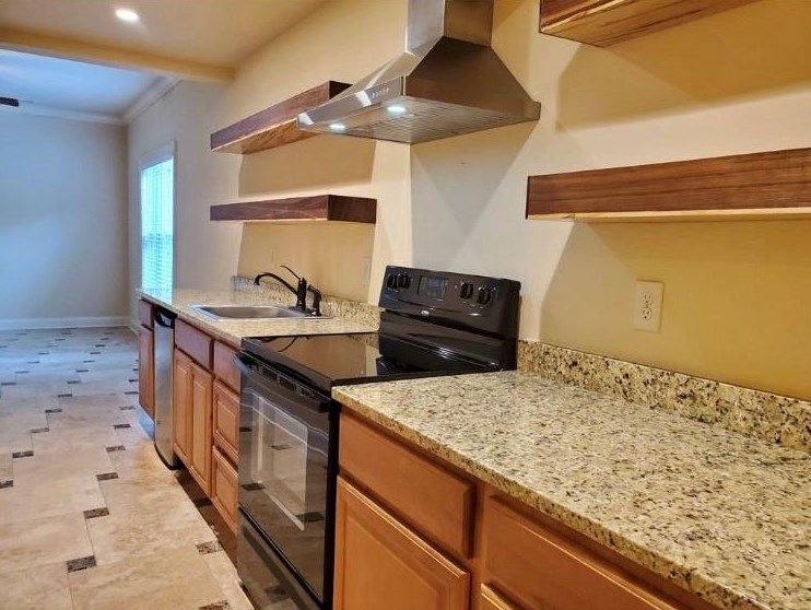 2584 Highland Ave, Smyrna GA  30080-2143 exterior