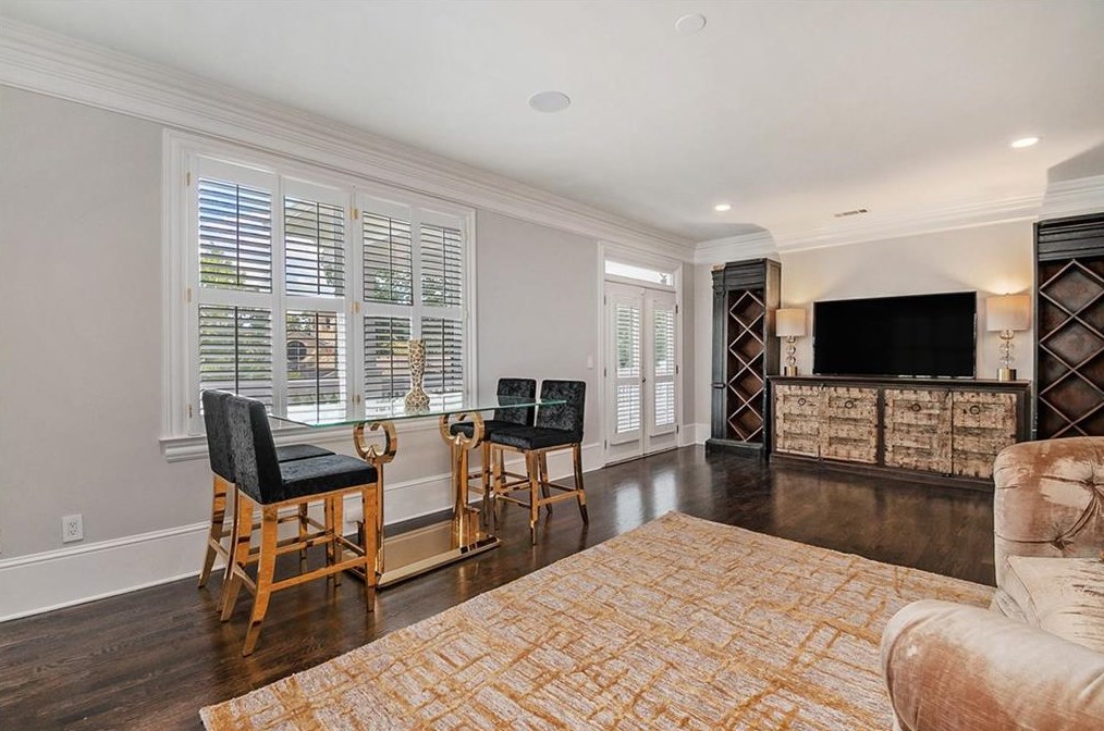 620 Pinetree Dr, Decatur GA  30030-2326 exterior