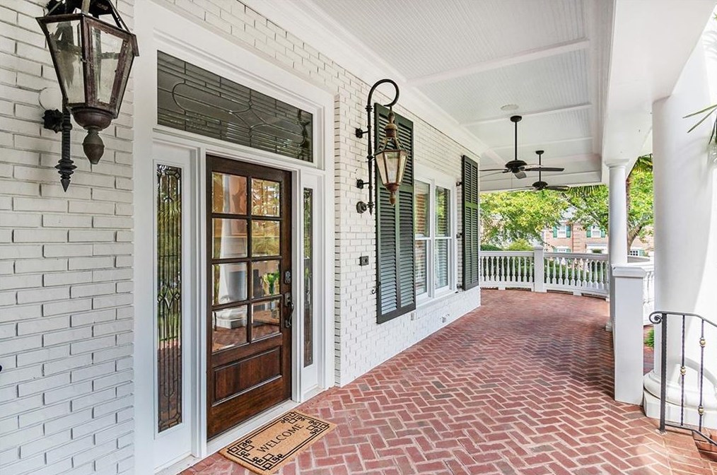 620 Pinetree Dr, Decatur GA  30030-2326 exterior