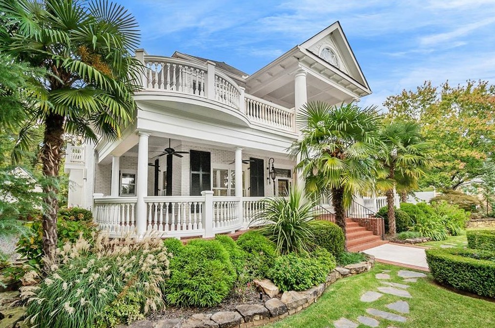 620 Pinetree Dr, Decatur GA  30030-2326 exterior