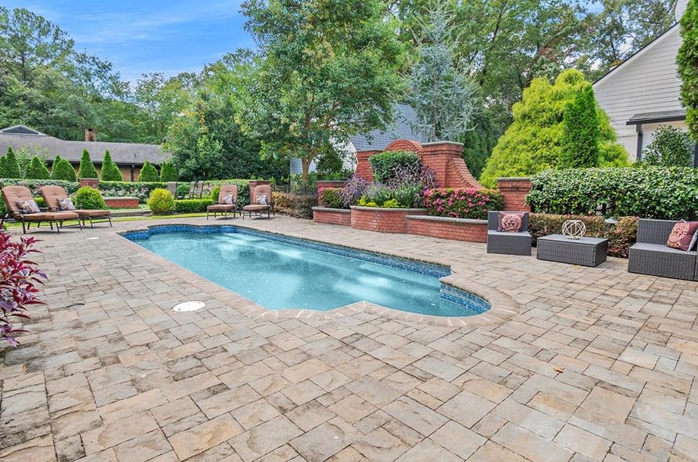 620 Pinetree Dr, Decatur GA  30030-2326 exterior