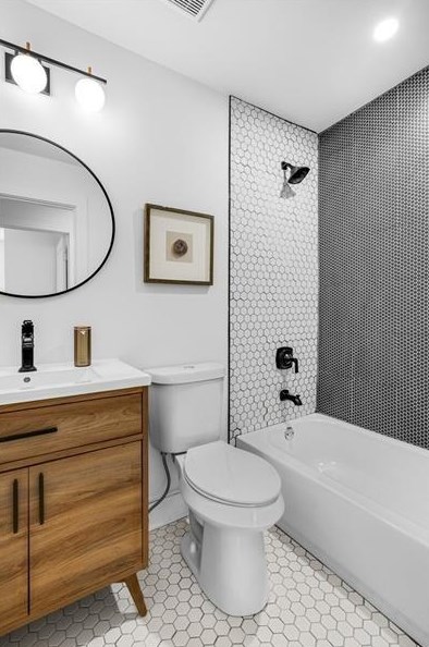 1710 Seneca Ct, Smyrna GA  30080-4551 exterior