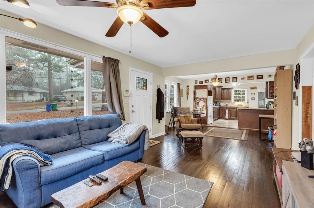 3423 Wren Rd, Decatur GA  30032-2575 exterior