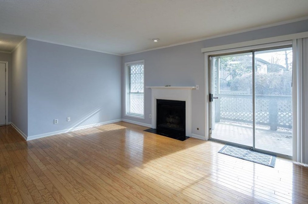 1234 Weatherstone Dr, Atlanta GA  30324-4644 exterior