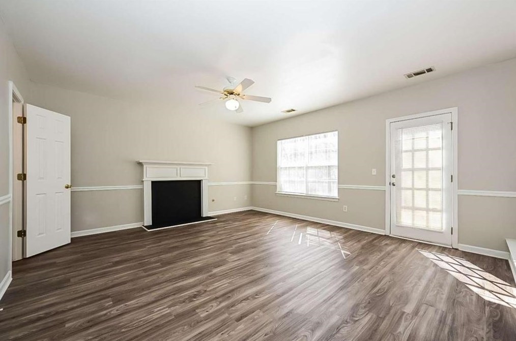 3481 Creekview Dr, Rex GA  30273-5039 exterior