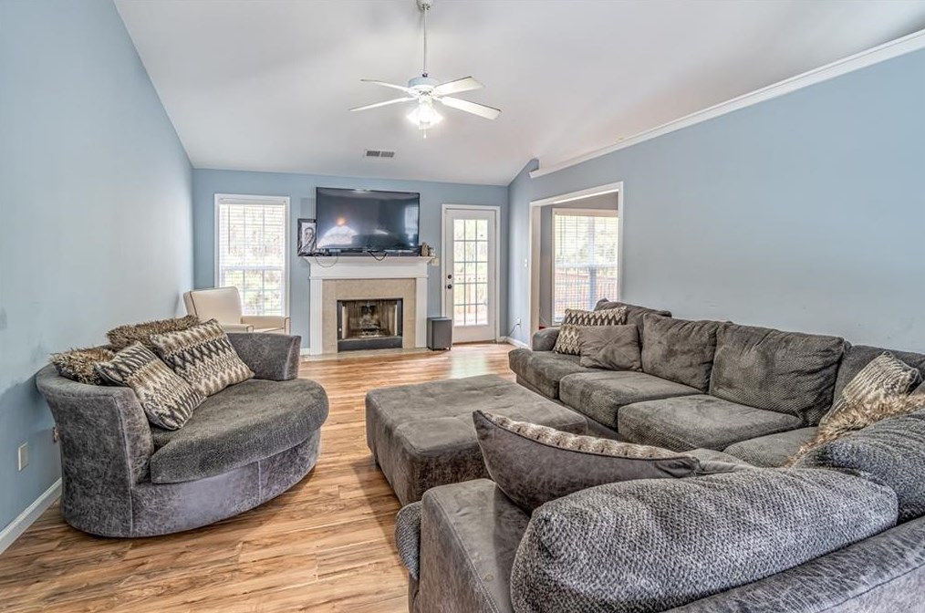 1401 Jernigan Blf, Lawrenceville GA  30045-7059 exterior