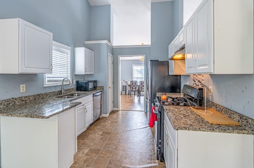 1401 Jernigan Blf, Lawrenceville GA  30045-7059 exterior