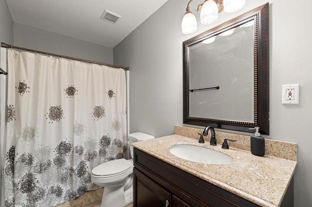 1854 Fox Chapel Dr, Smyrna GA  30080-6383 exterior