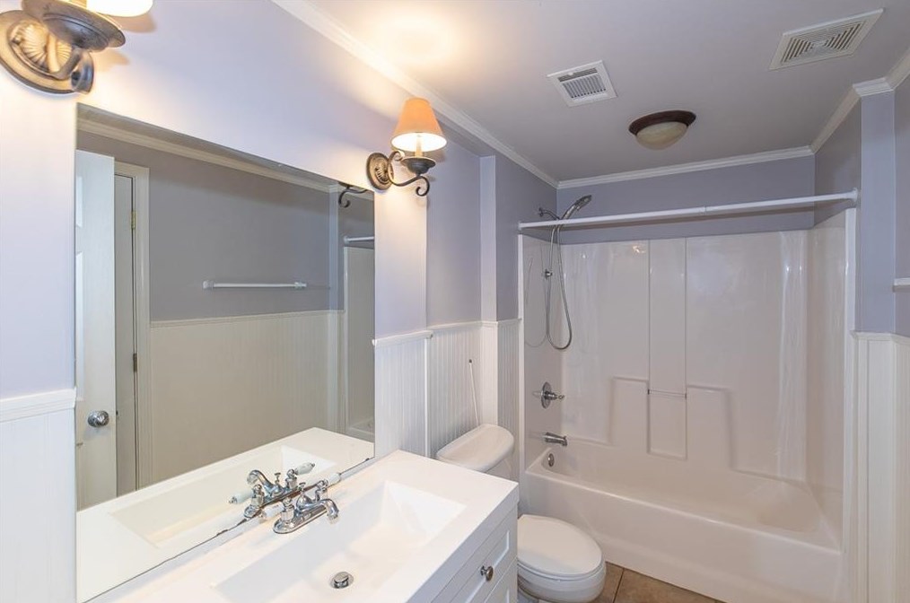 1142 Cayuga Ct, Dacula GA  30019-5037 exterior