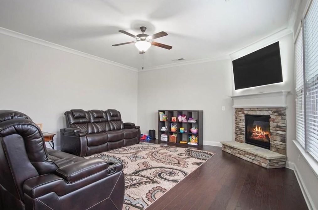 5440 Rialto Way, Cumming GA  30040-7262 exterior