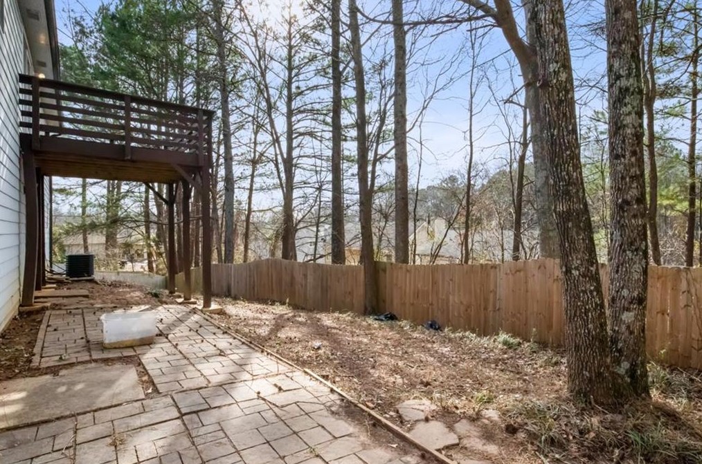 5028 Chadwick Ct, Decatur GA  30035-3627 exterior