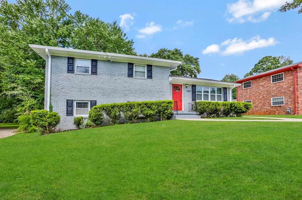 1607 Austin Rd, Decatur GA  30032-3846 exterior