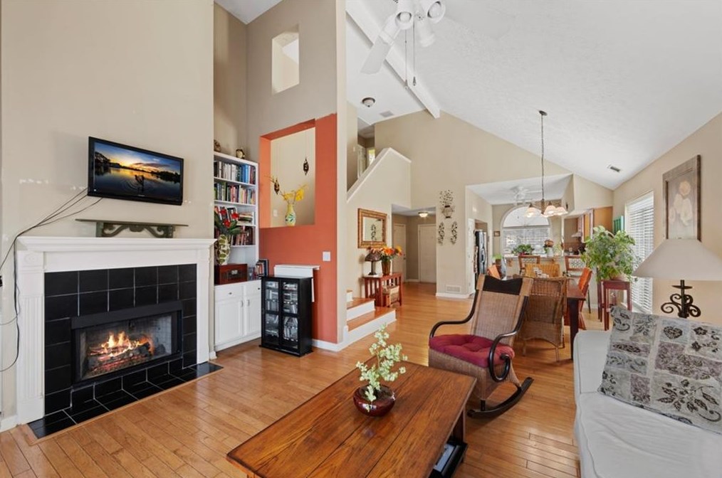 945 Ashbury Heights Ct, Decatur GA  30030-4178 exterior