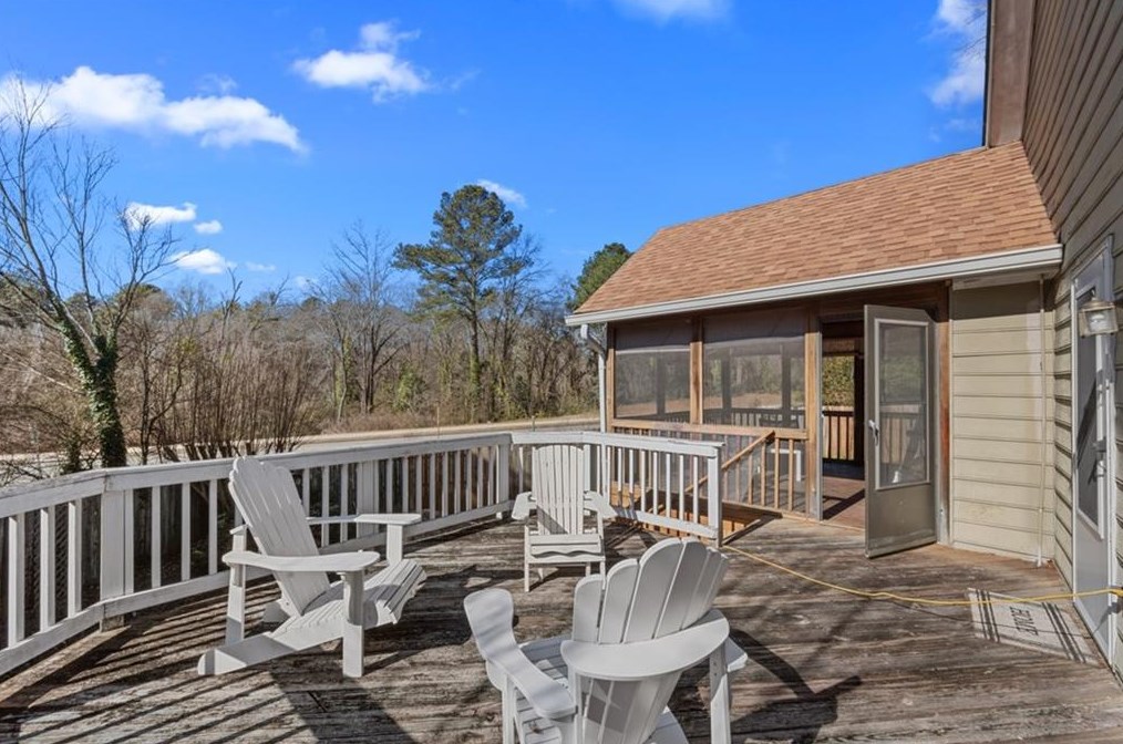 945 Ashbury Heights Ct, Decatur GA  30030-4178 exterior