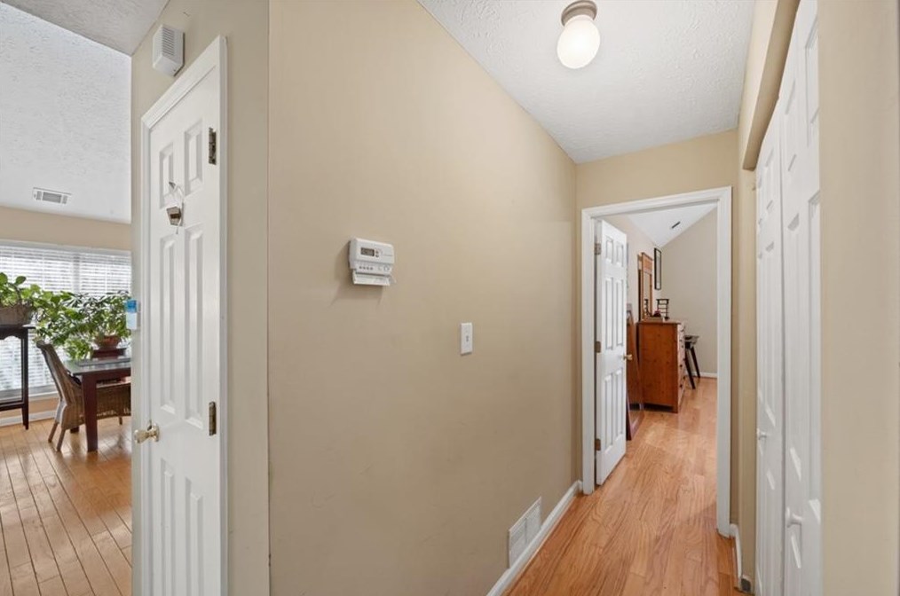 945 Ashbury Heights Ct, Decatur GA  30030-4178 exterior