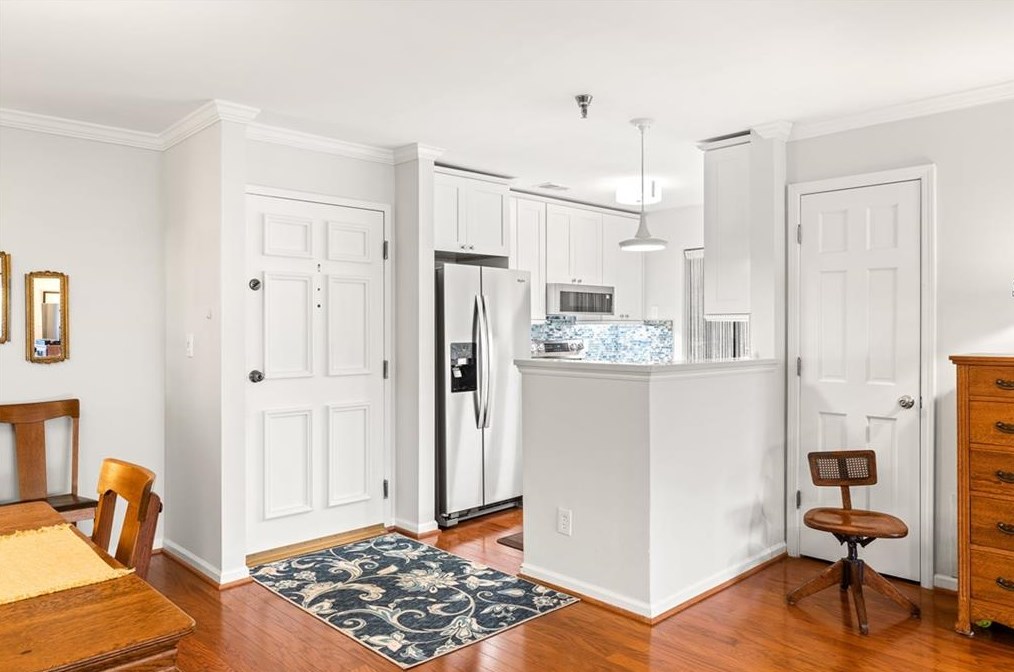 102 Ridley Howard Ct, Decatur GA  30030-2374 exterior